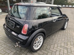 Nette en sportieve Mini 1 6 16V One  Verse APK  Mooie kilometerstand