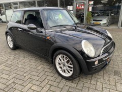 Nette en sportieve Mini 1 6 16V One  Verse APK  Mooie kilometerstand