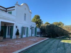 LUXUEUS HUIS  MET LIFT TE AVINYONET DEL PENEDES BARCELONA € 3 000 00