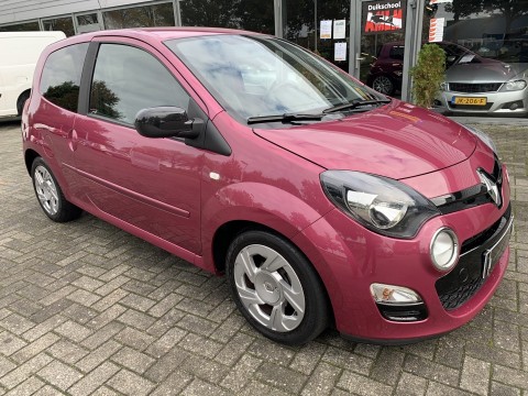 Nette Renault Twingo  Speciale kleur  Weinig KM-s