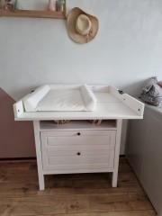 Mooie witte commode